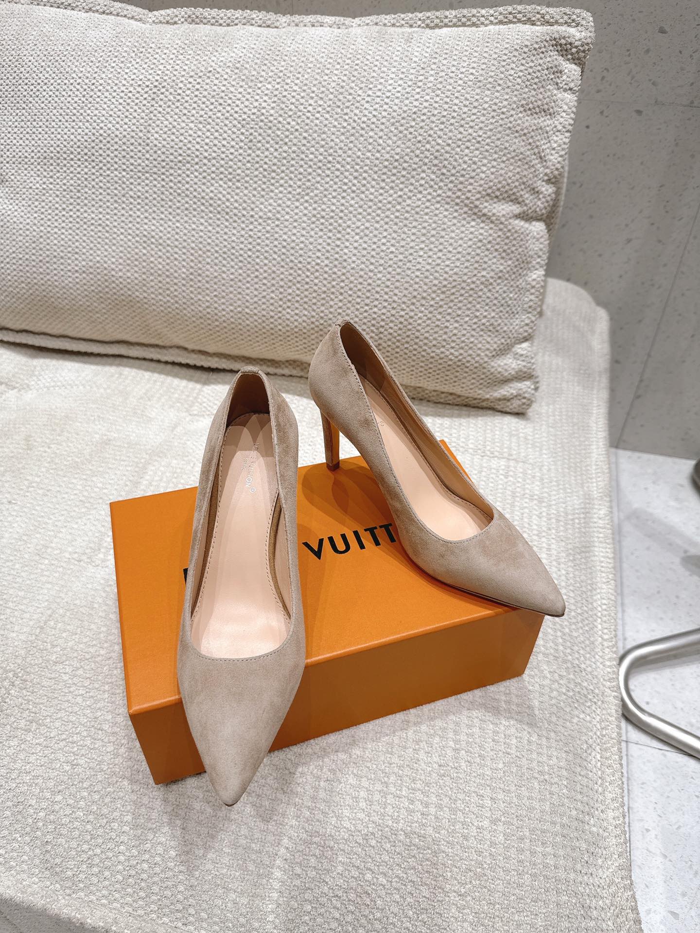 Women's high heels